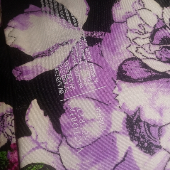 Victoria Secret workout pants and matching sports bra - Picture 5 of 7